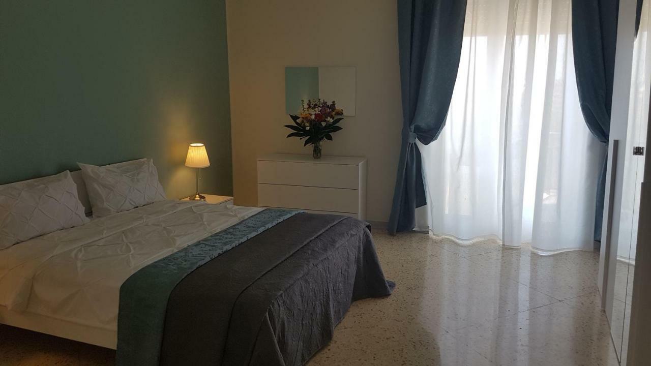 Residenze Benedetto Croce Hotel บารี ภายนอก รูปภาพ