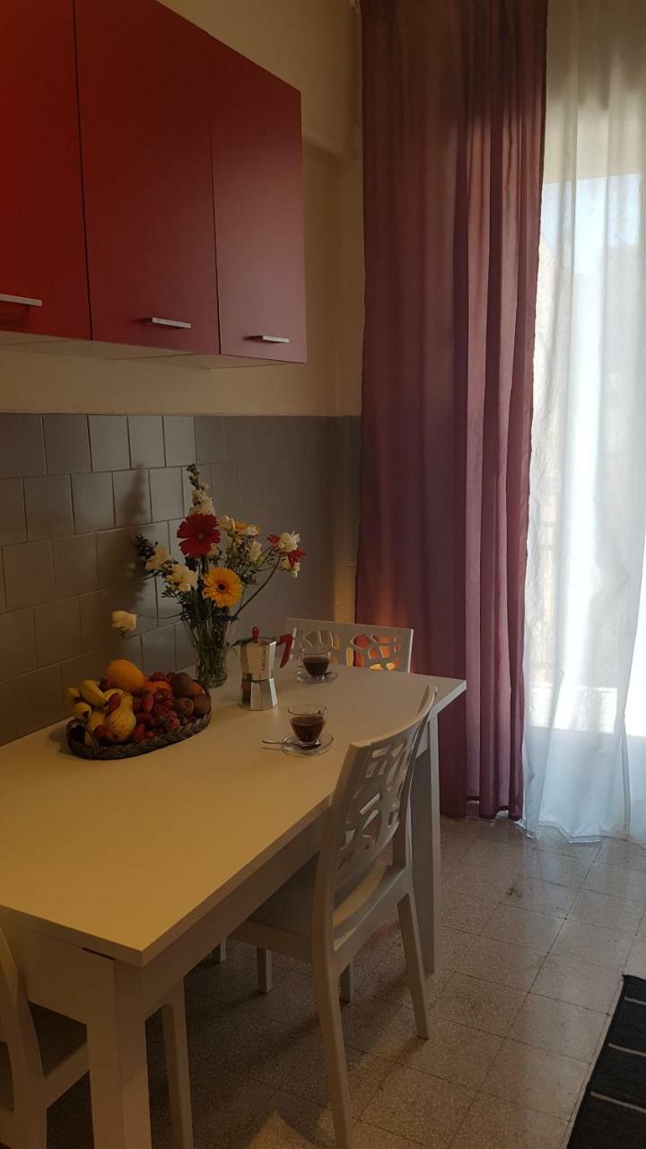 Residenze Benedetto Croce Hotel บารี ภายนอก รูปภาพ